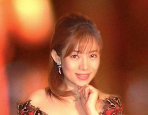 仲本工事の嫁に整形疑惑が浮上 あまりの年齢差に資産目当ての結婚と言われているが本当なの 気になる情報をあなたにお届け